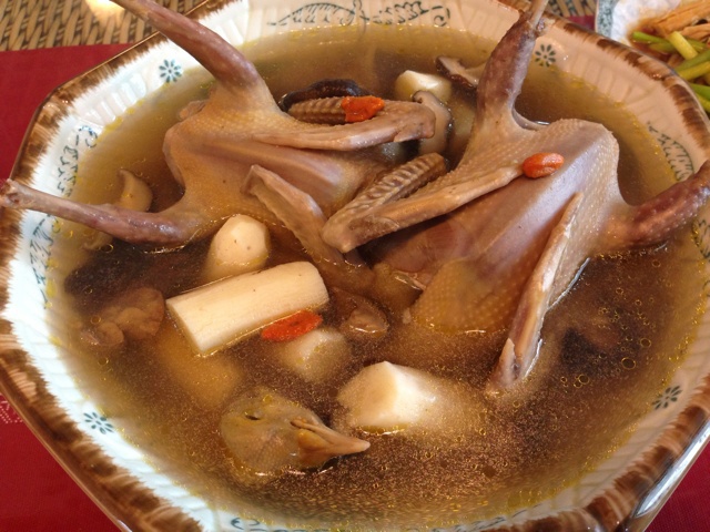 山药鸽子汤