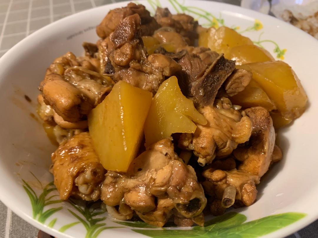 红烧鸡块炖土豆
