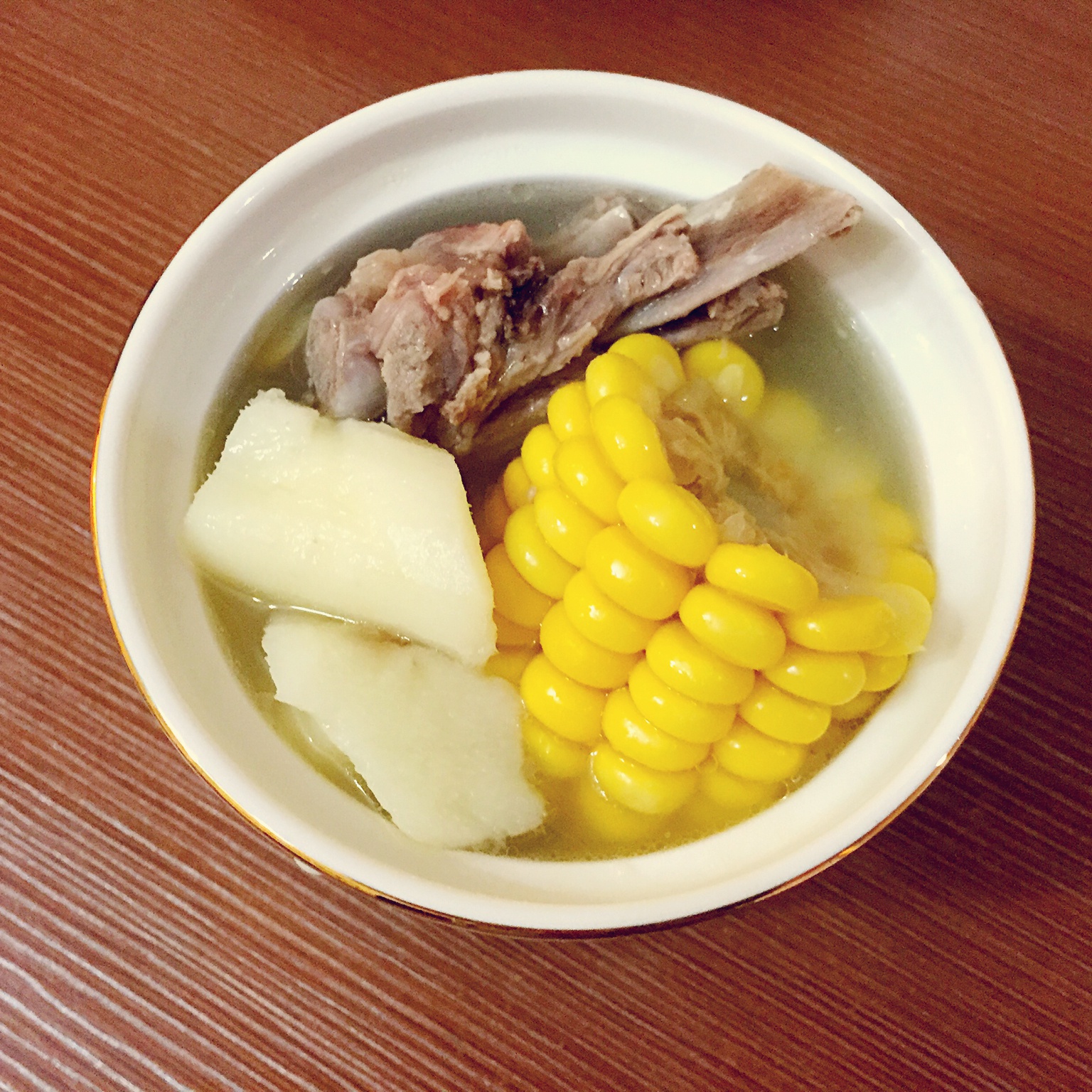 山药玉米排骨汤