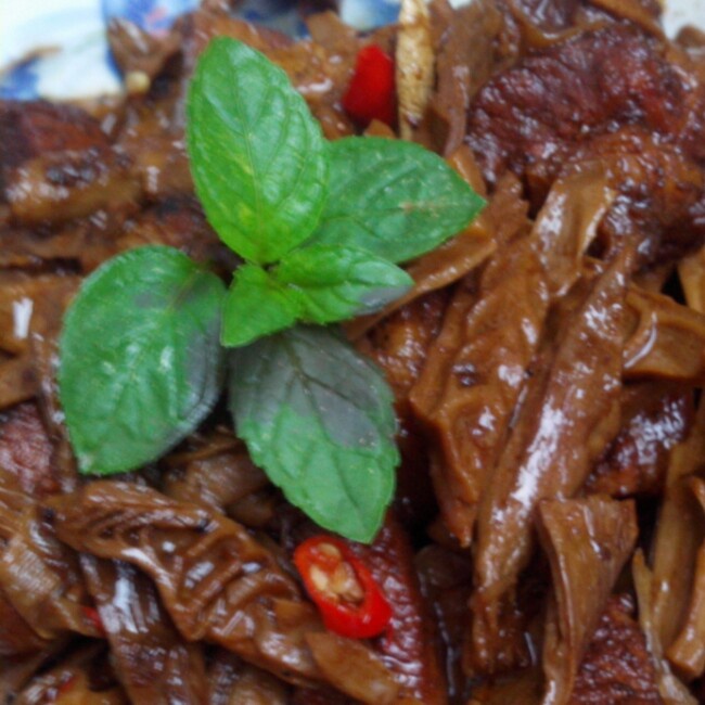 笋干红烧肉