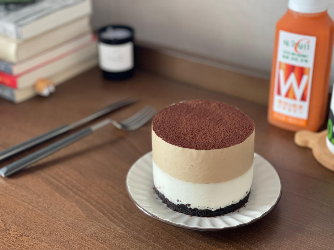 免烤箱🔥椰香浓郁❗️生椰拿铁慕斯蛋糕🍰
