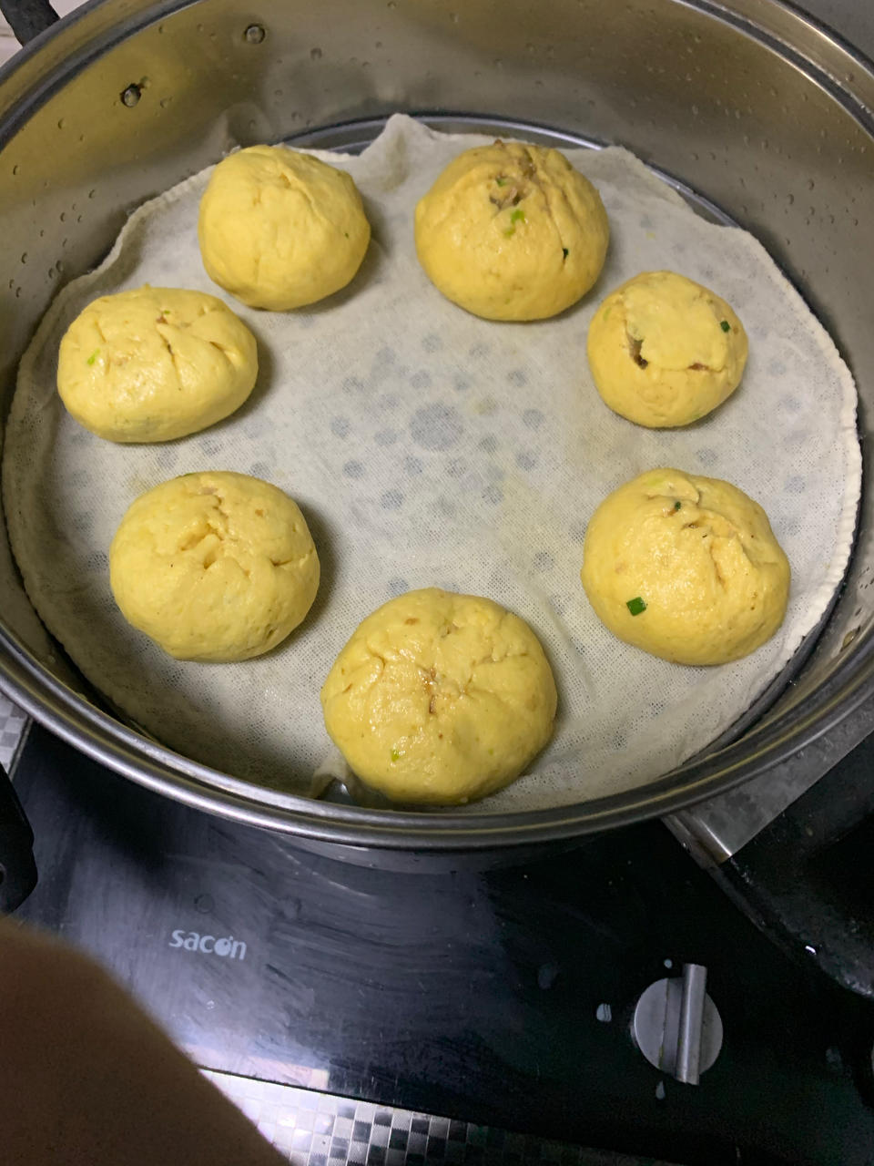 玉米面菜团子