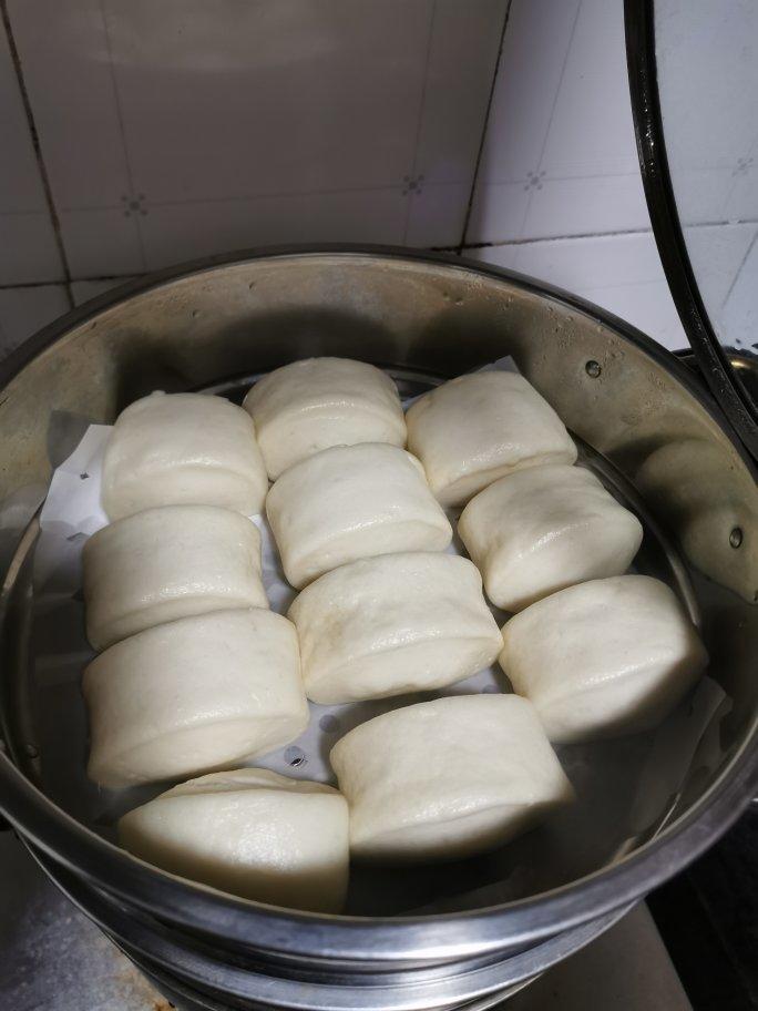 刀切奶香甜馒头