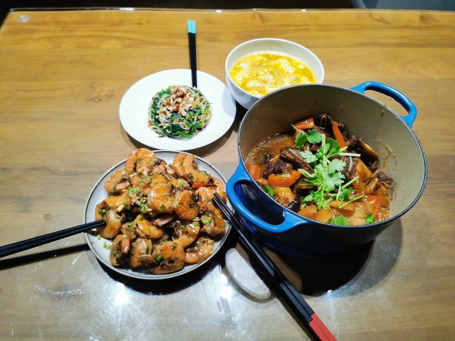 吮指蒜香椒盐虾