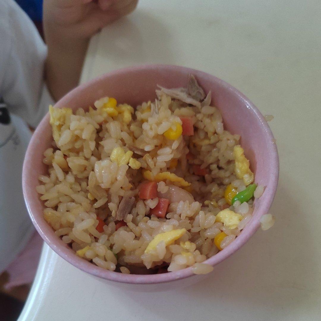 豪华版虾仁炒饭🍤