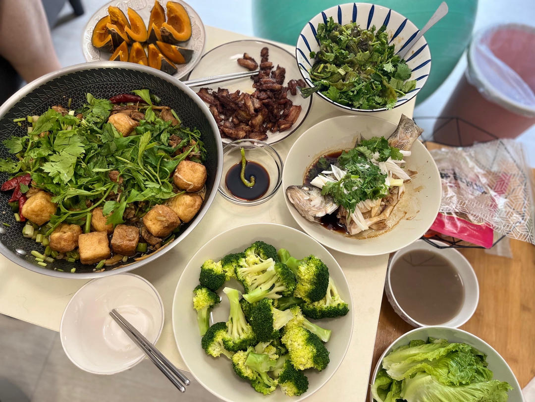 吃不够的黄焖鸡米饭你一定要试试