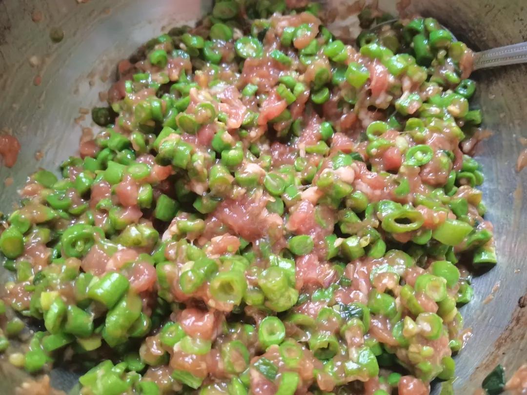 豆角猪肉包子