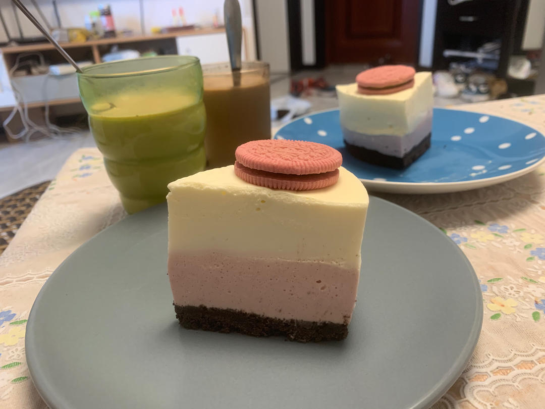 🍓双色草莓酸奶乳酪蛋糕