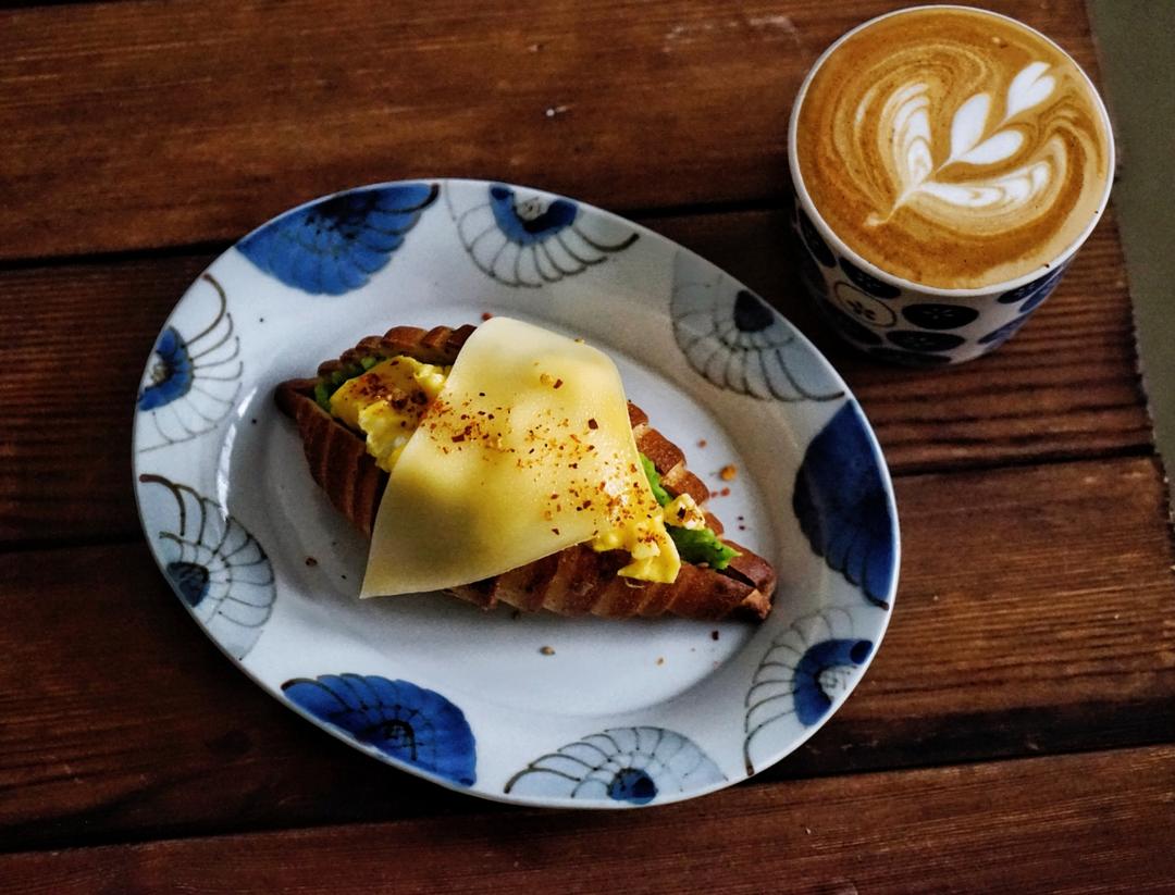 早餐•2026年4月10日