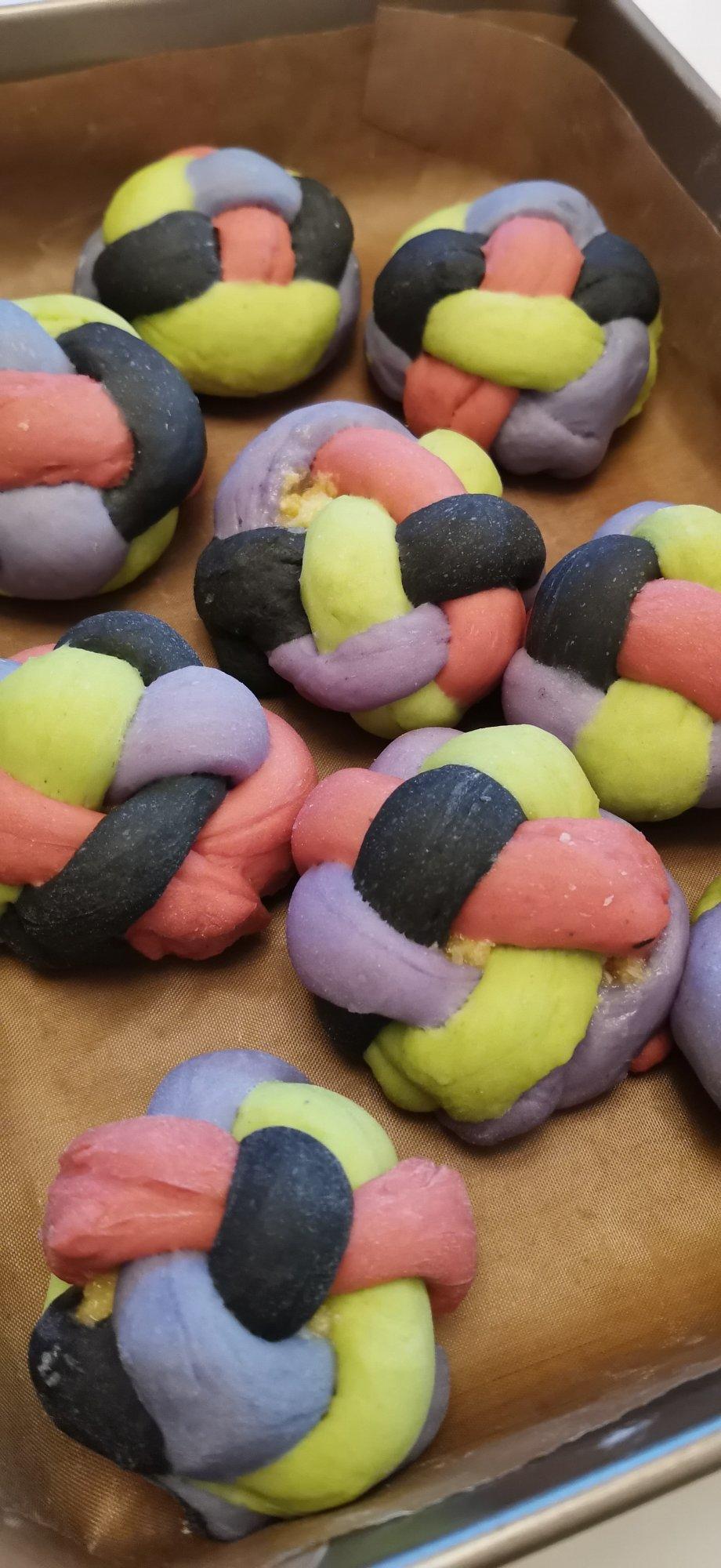 快手椰蓉小餐包（一次发酵照样柔软又拉丝）