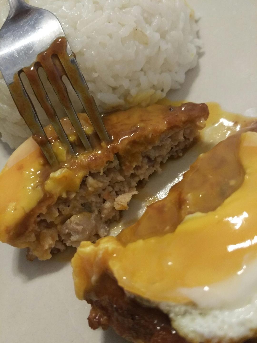 汉堡肉套饭