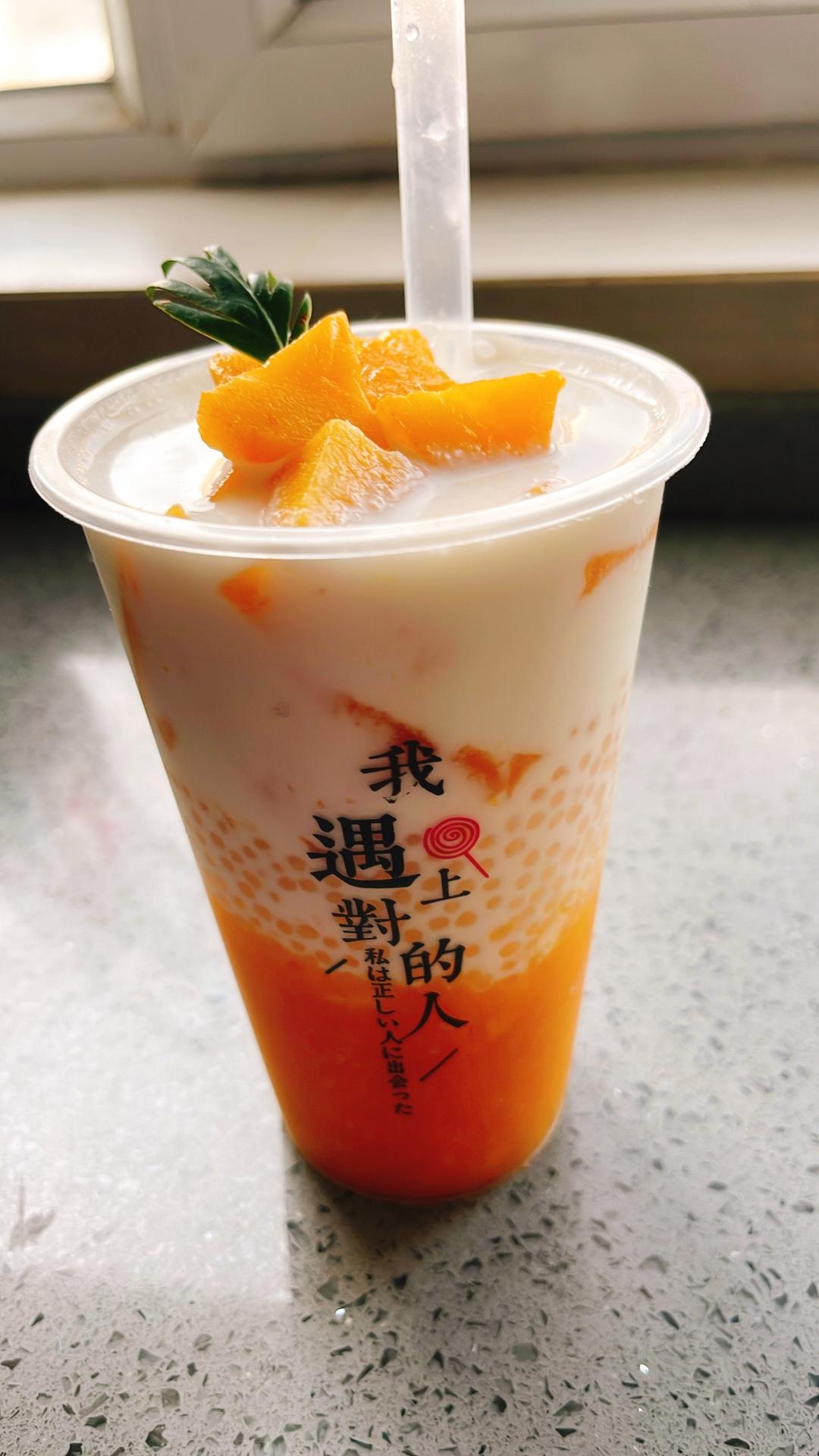 港式甜品——杨枝甘露(芒果西米露)附芒果花切法
