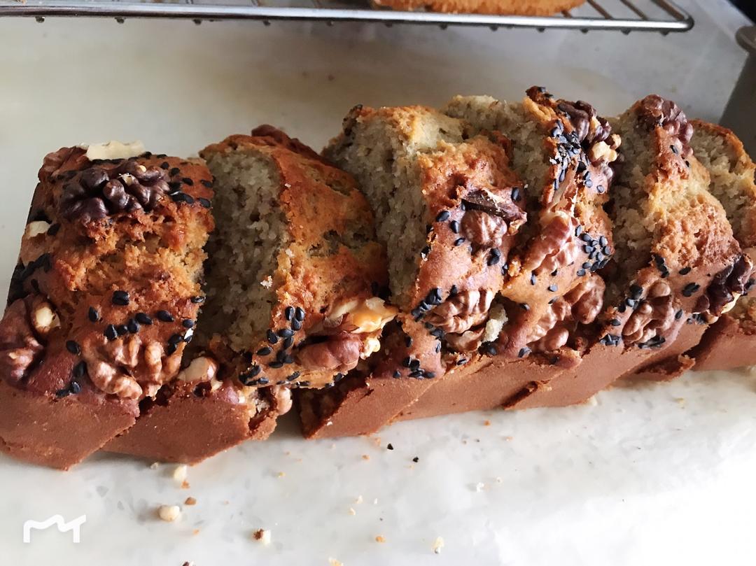 香蕉核桃蛋糕（低油少糖健康版）