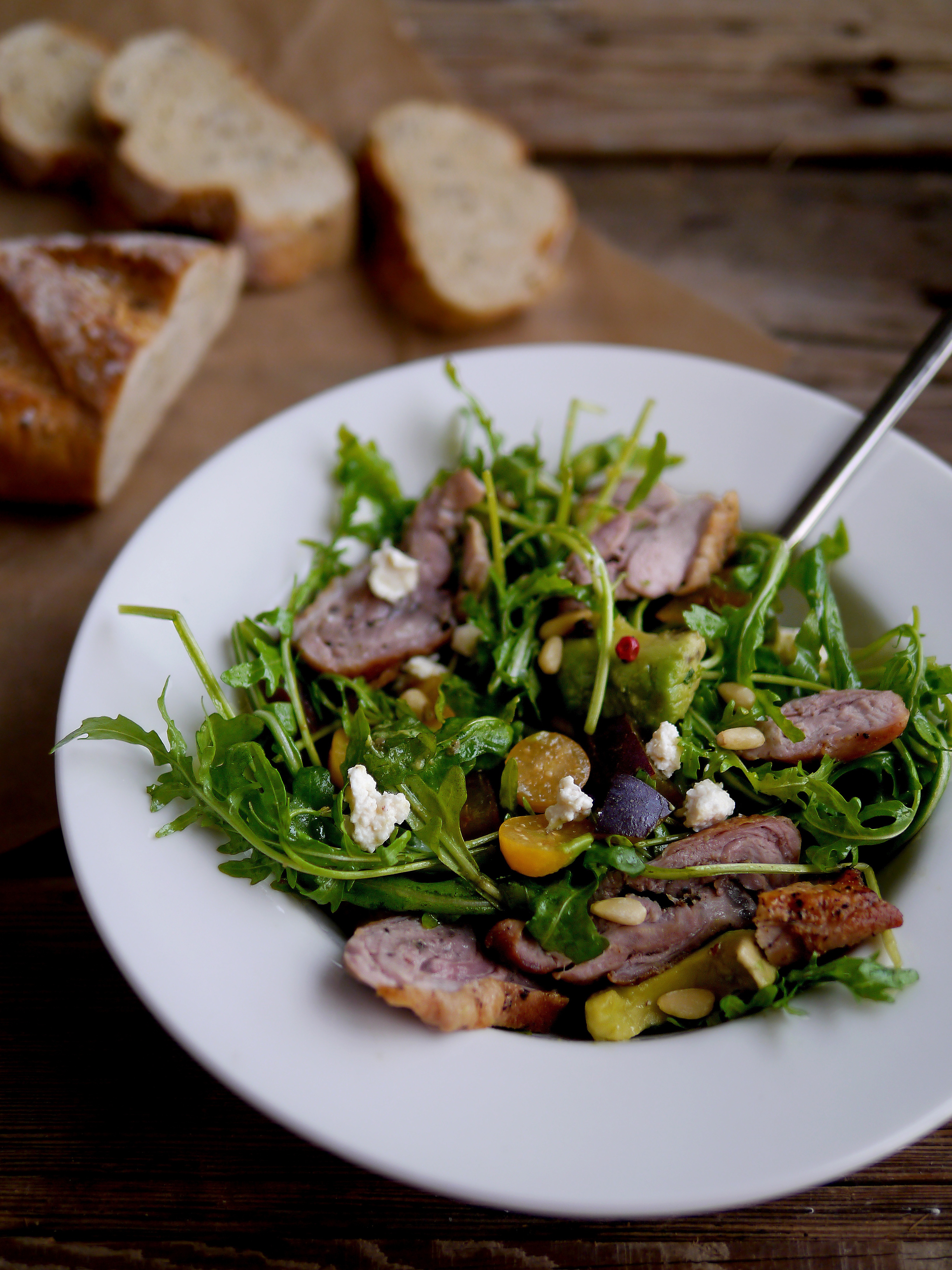 凯特猫菲娅做的芝麻菜沙拉
