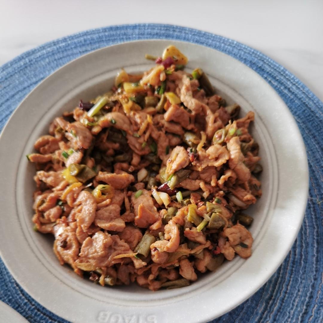 小炒黄牛肉（泡椒炒牛肉）