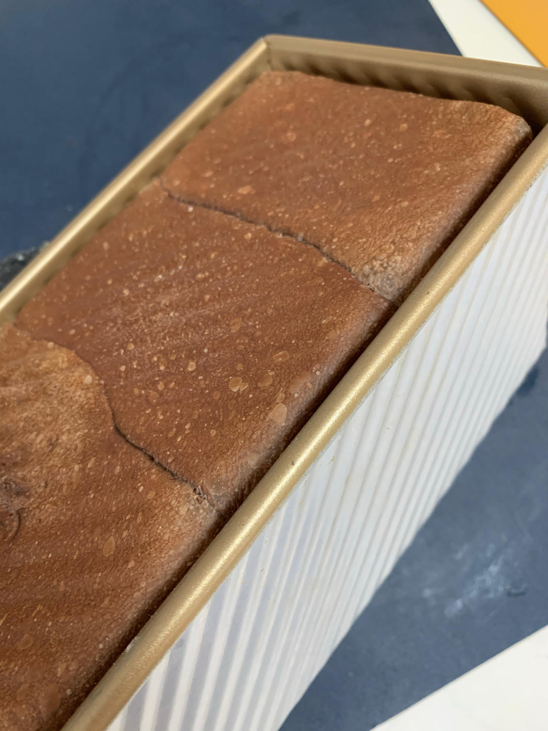 双倍浓郁的可可巧克力吐司