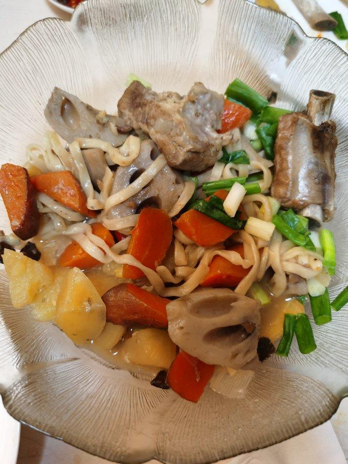 土豆炖排骨