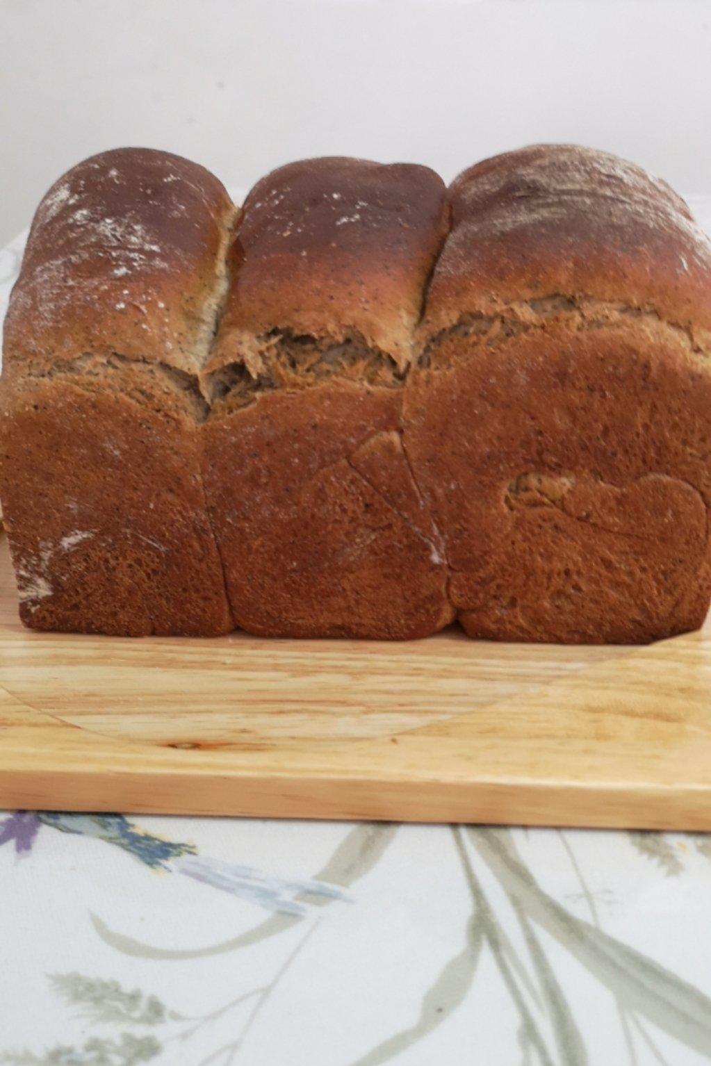 全麦核桃葡萄干土司