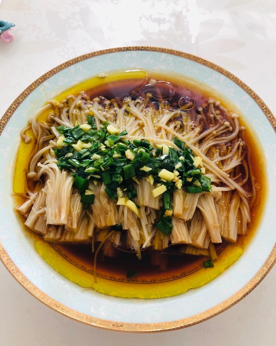 葱油蒸金针菇