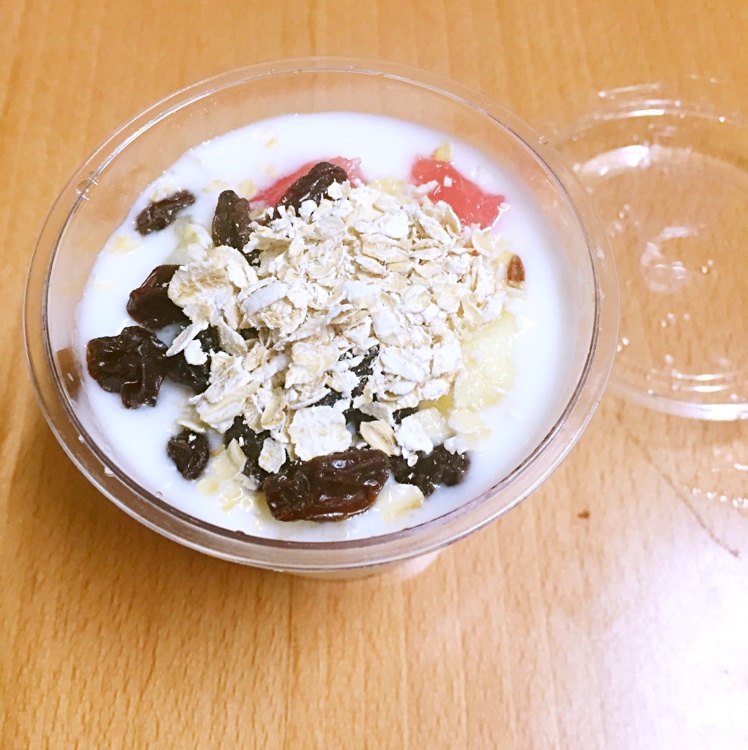 优格水果沙拉
