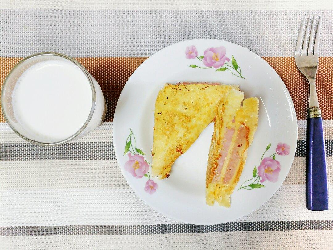 十分钟快手早餐【港式火腿西多士】