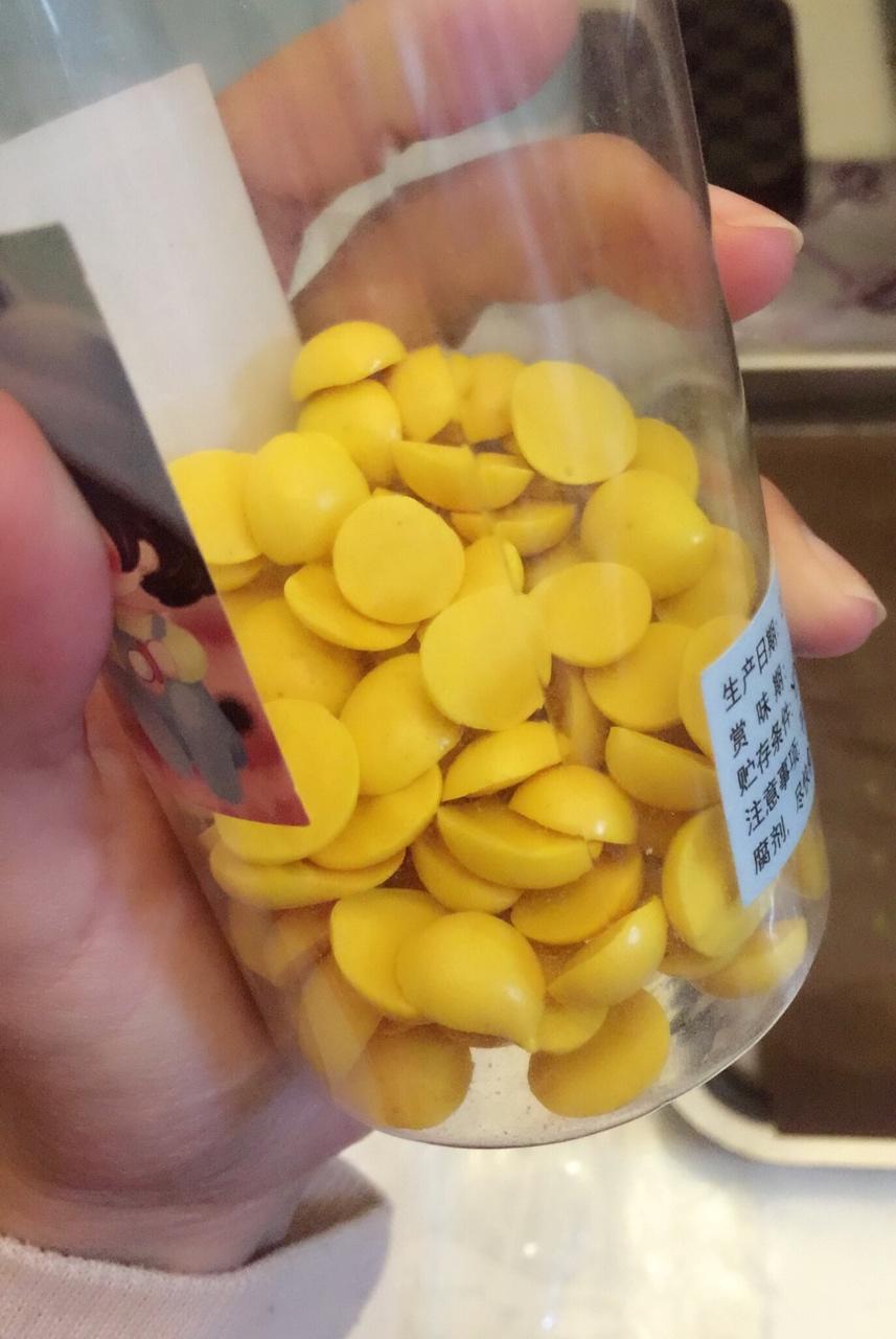 入口即化的无添加蛋黄溶豆