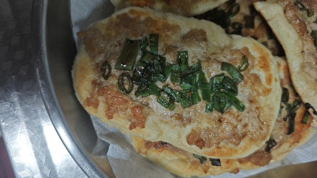发面葱花肉饼～最好吃的早餐饼