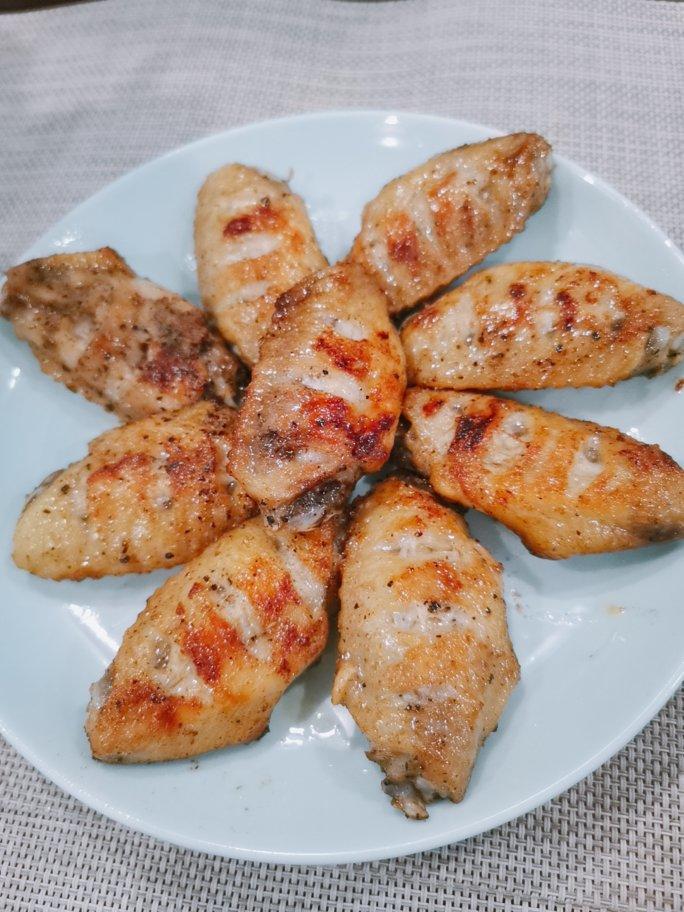 简单又香脆的香煎孜然鸡翅