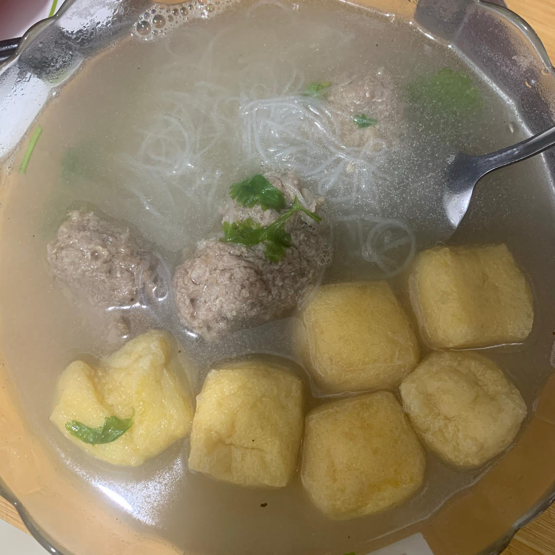牛肉丸子粉丝汤