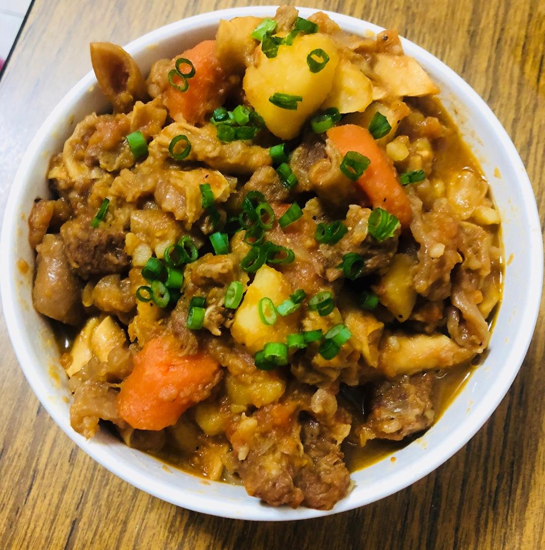 番茄土豆炖牛腩