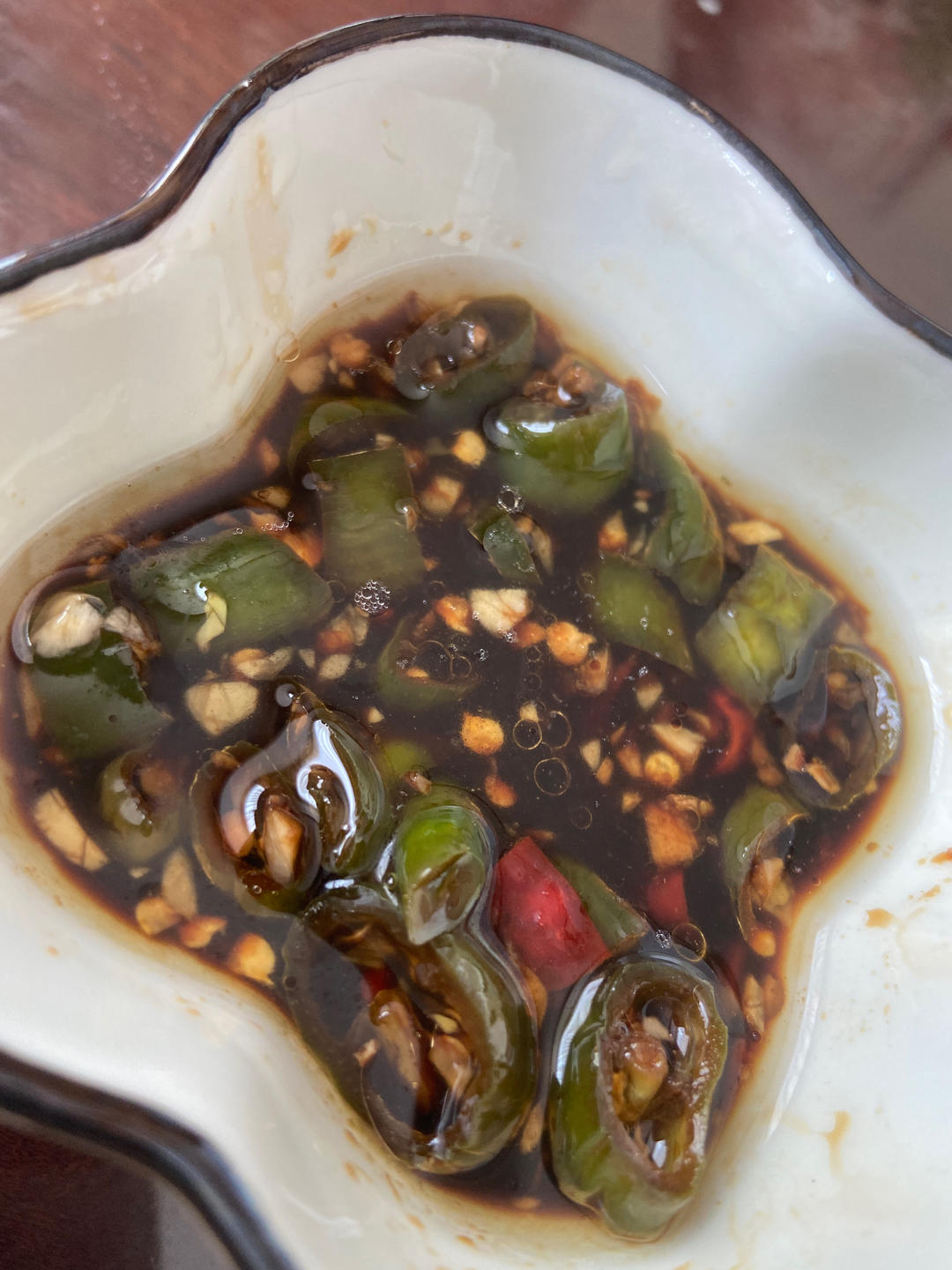 能让你多吃一碗饭的开胃小咸菜～腌辣椒（尖椒）圈