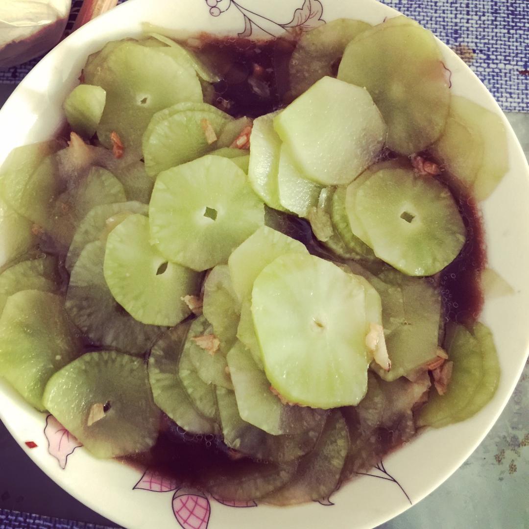 凉拌莴笋丝