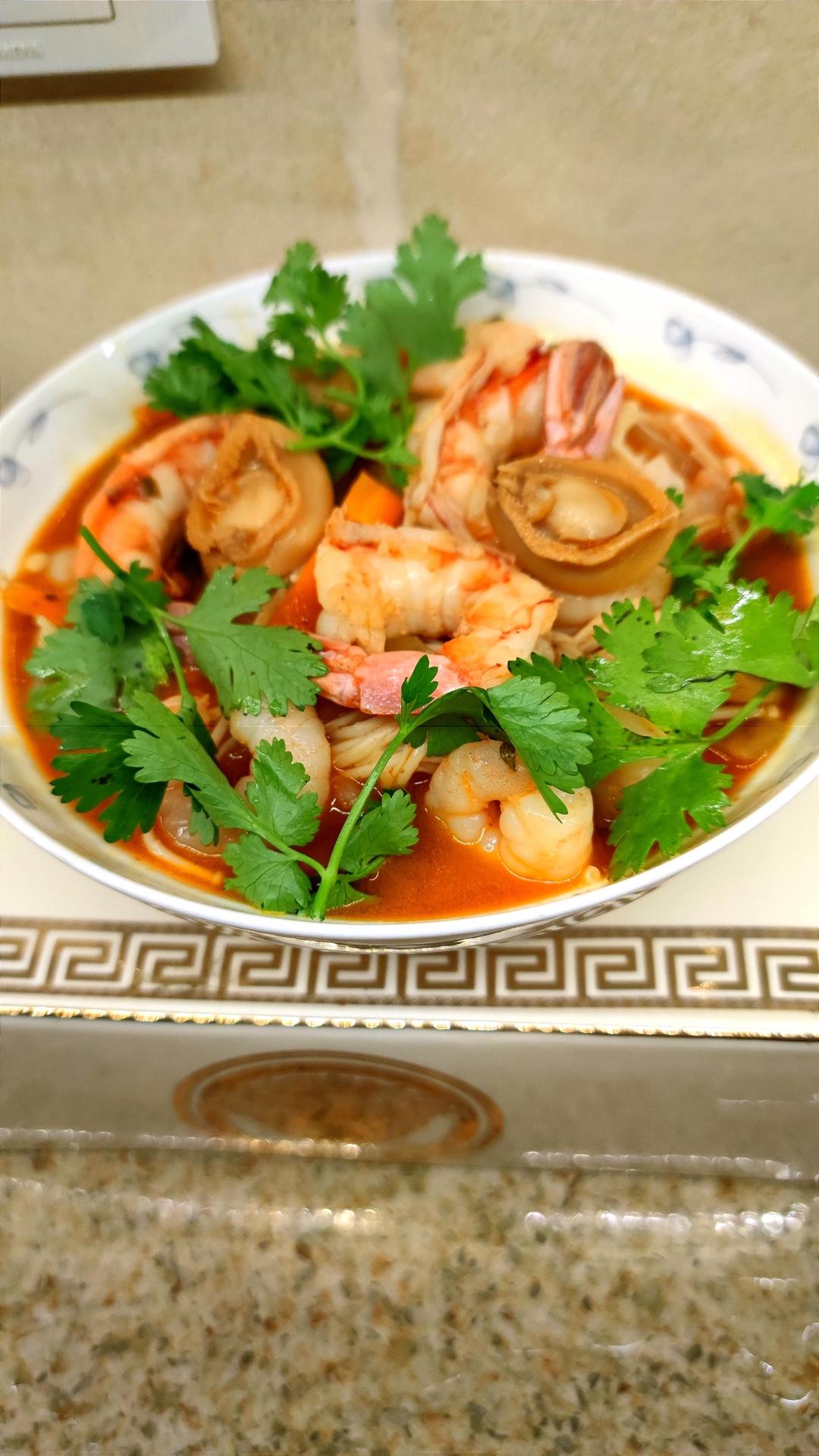 被夸爆的冬阴功汤【泰国学厨】超级好操作！