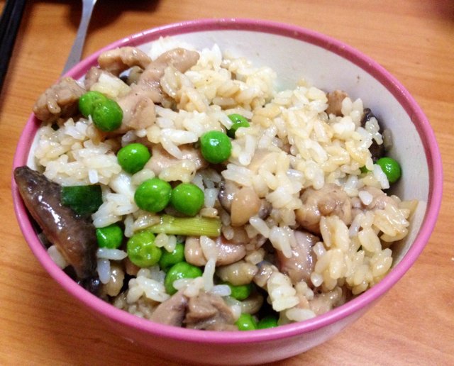 香菇滑鸡焖饭