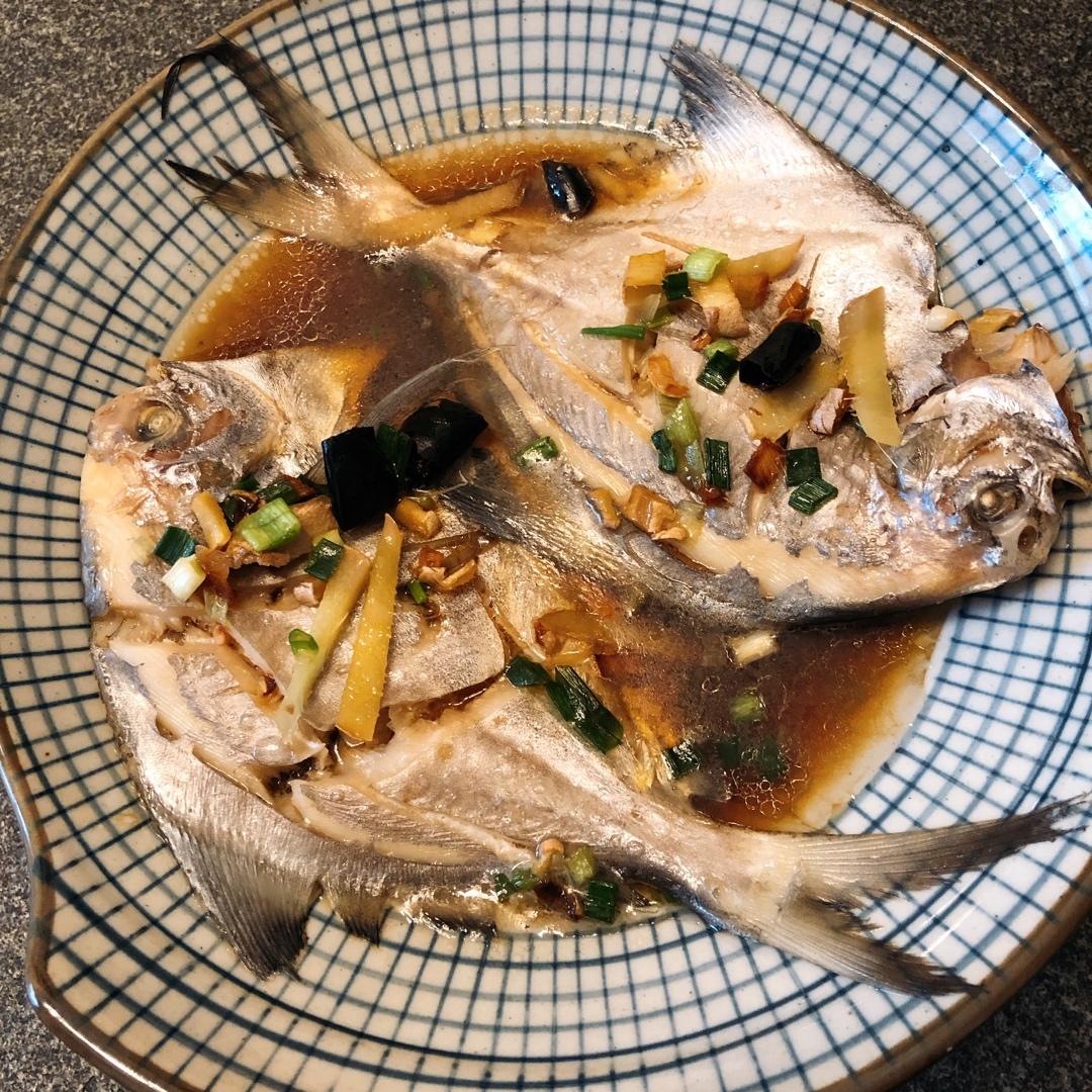 简单版清蒸银鲳鱼（100%好吃）