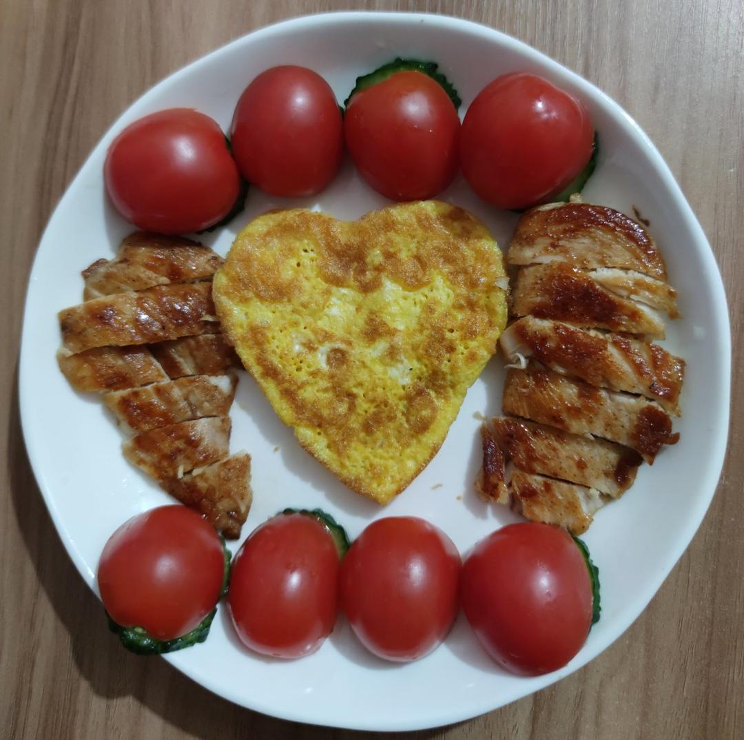 健身厨男版：香煎滑嫩鸡胸肉，全网最流行的鸡胸吃法！