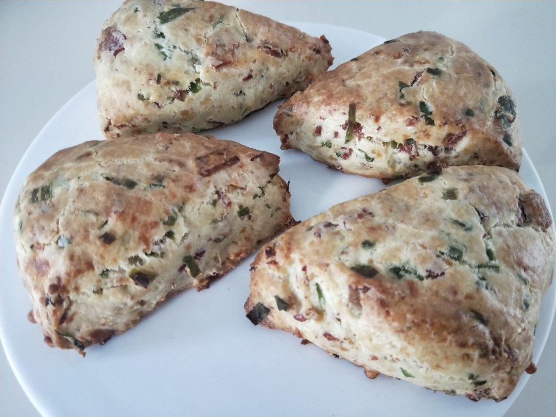 超级好吃的咸味司康Savoury Scones