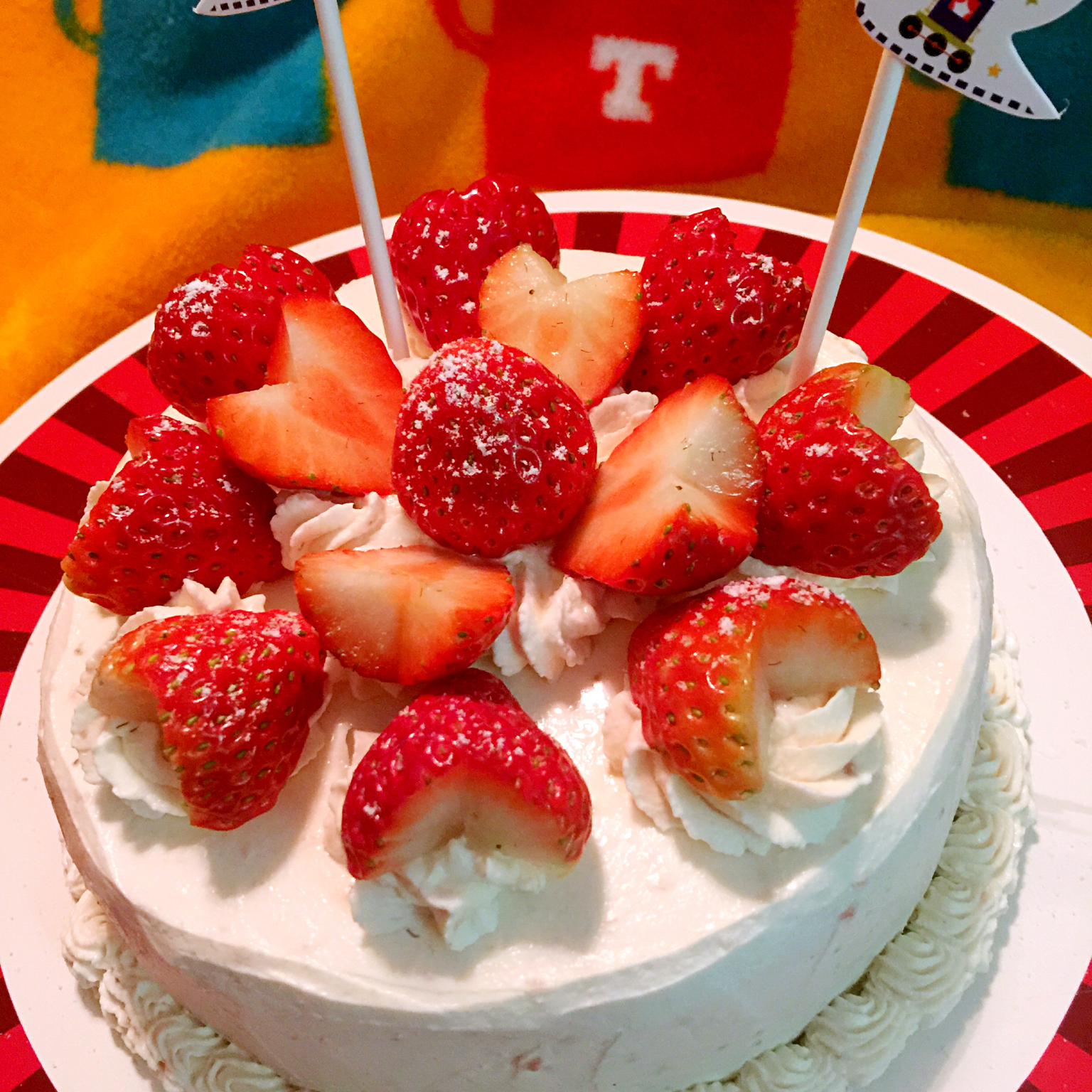 《Tinrry+》草莓奶油蛋糕（8寸配方）