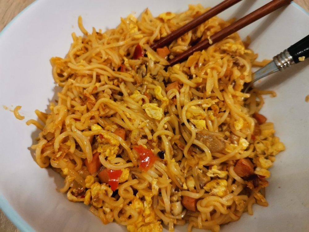 🍜最简单最好吃的家常炒面