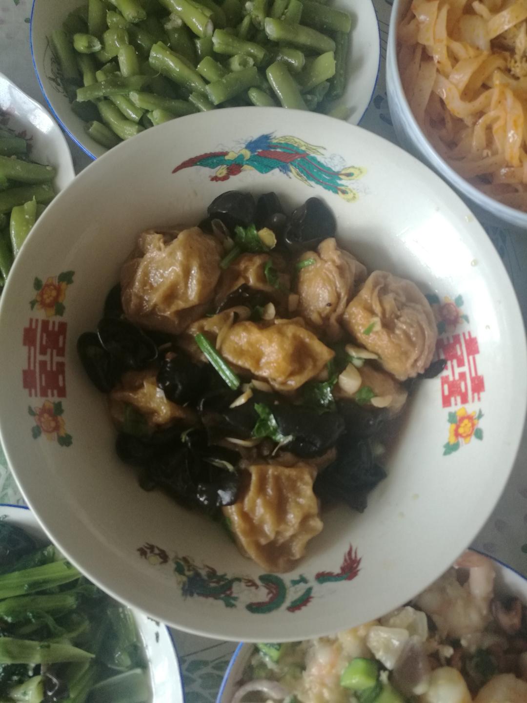 红烧油面筋塞肉