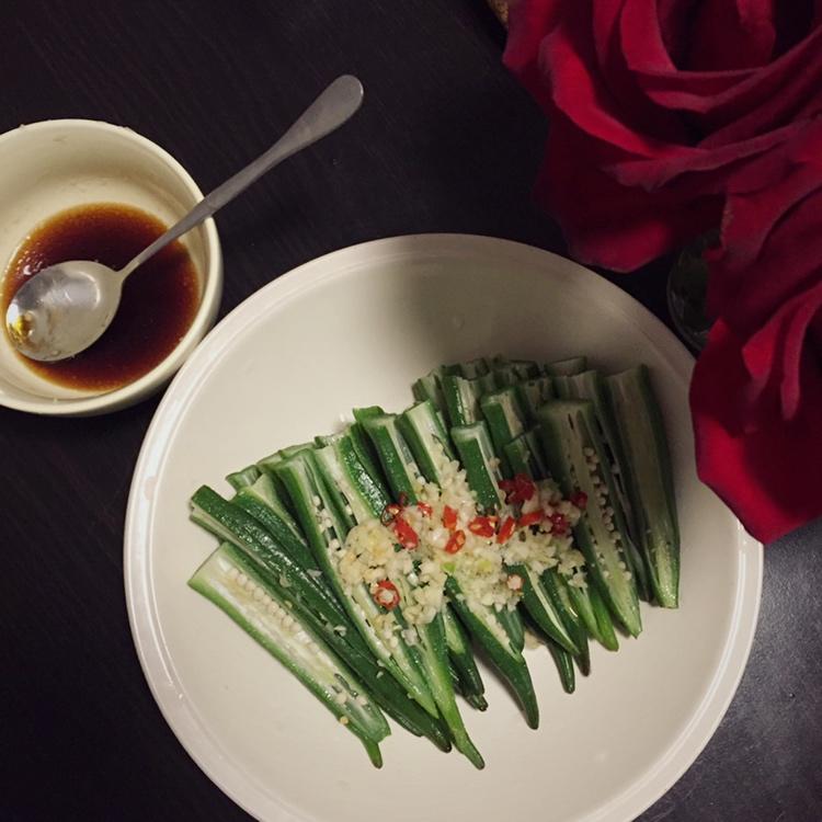 家常菜～蒜香秋葵