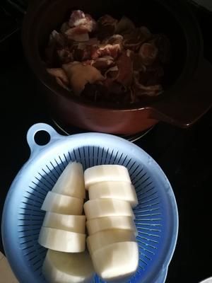 冬日萝卜羊肉煲的做法 步骤3