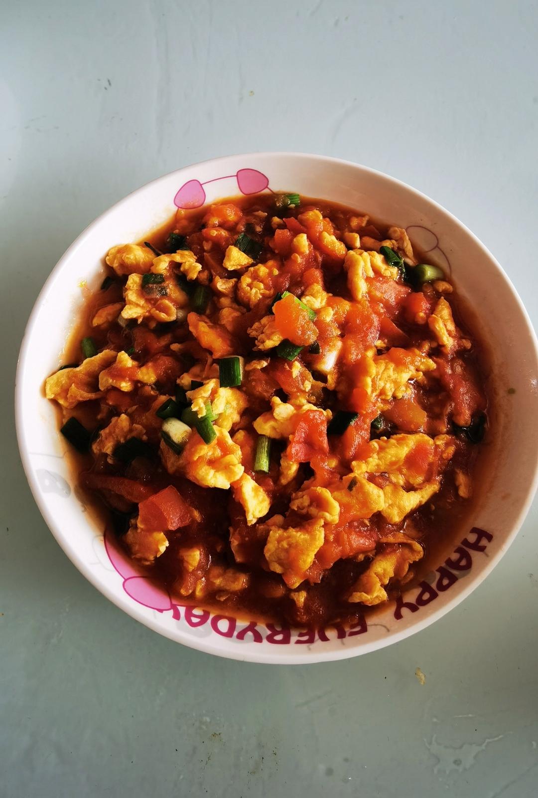 番茄炒鸡蛋（超浓的番茄味）