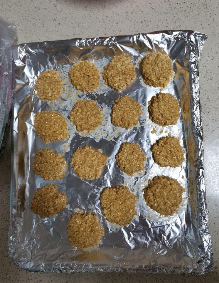 无数次翻牌の ·燕麦饼干🍪