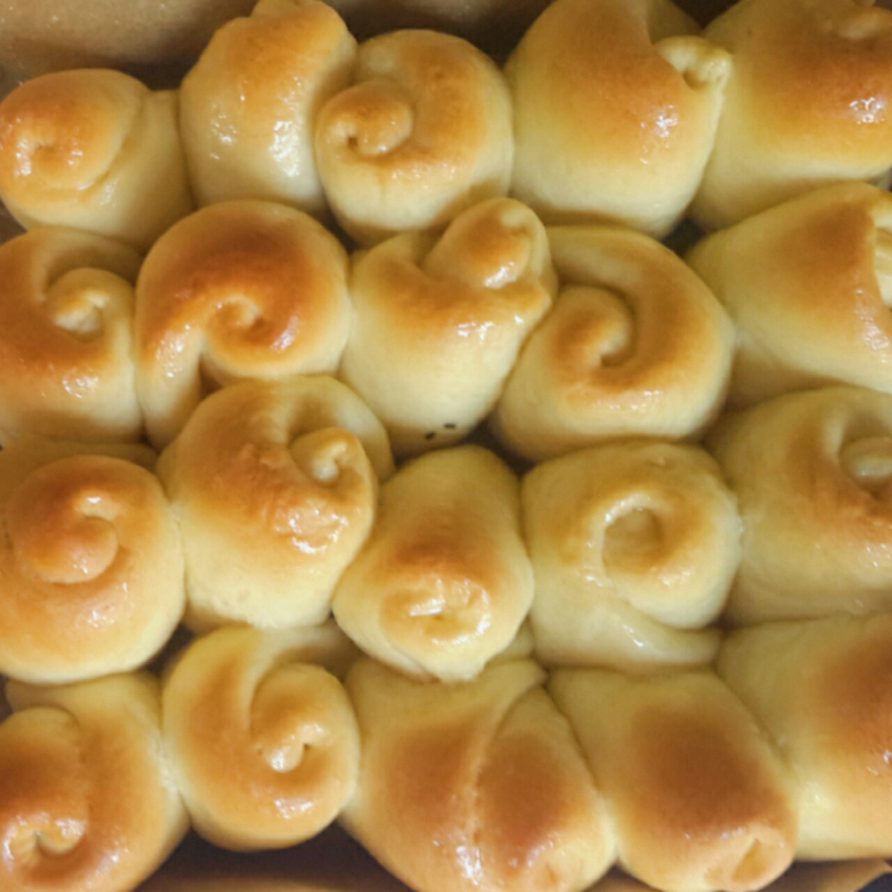 脆底蜂蜜小面包