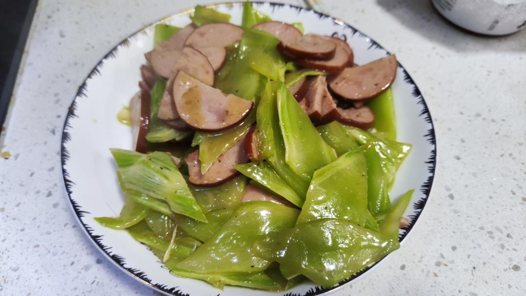 鲜🉐️掉眉毛的莴笋炒火腿