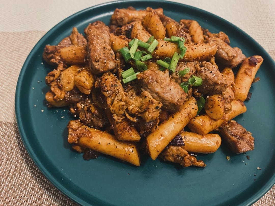 黑椒年糕牛肉粒