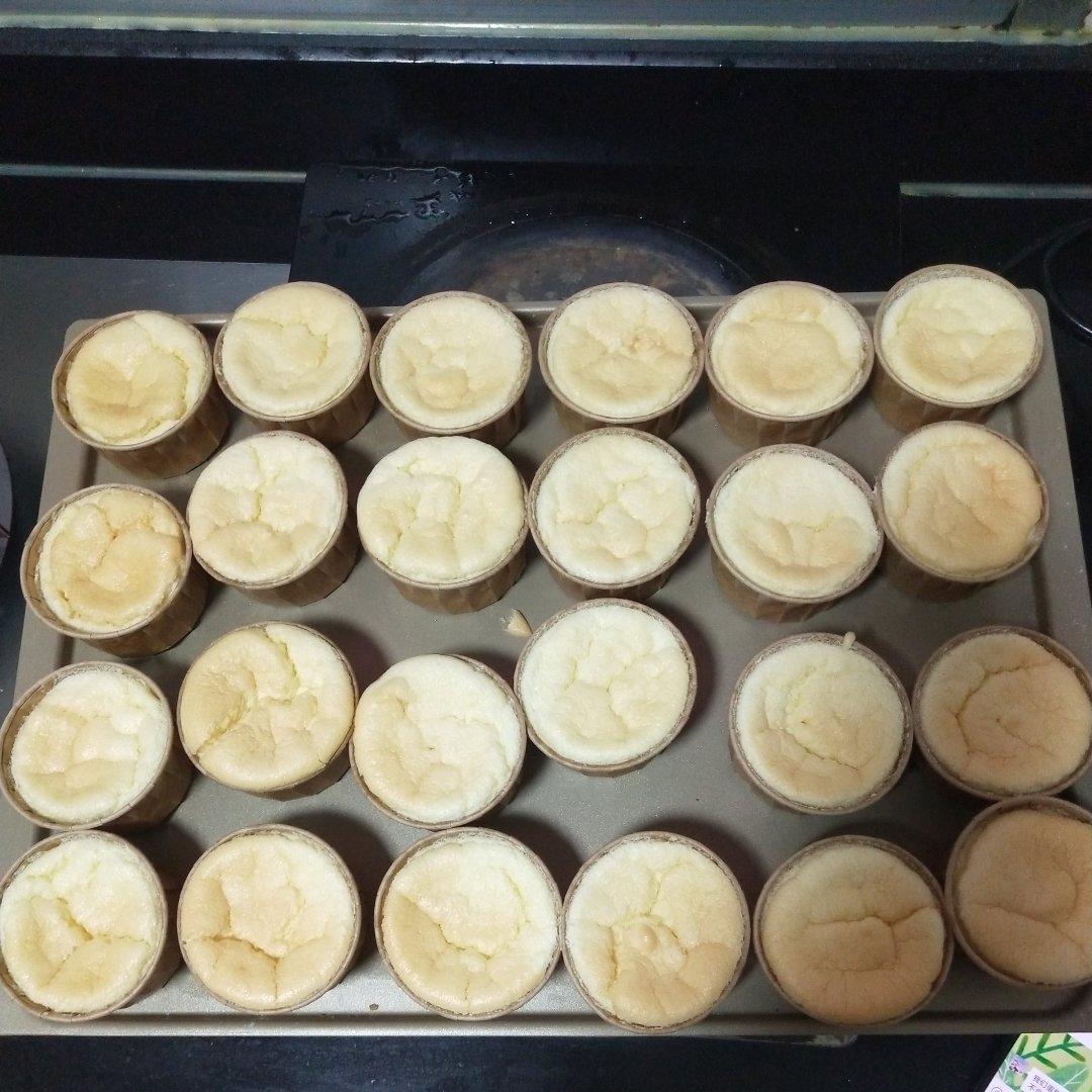 不塌陷不开裂不缩腰杯子蛋糕分享