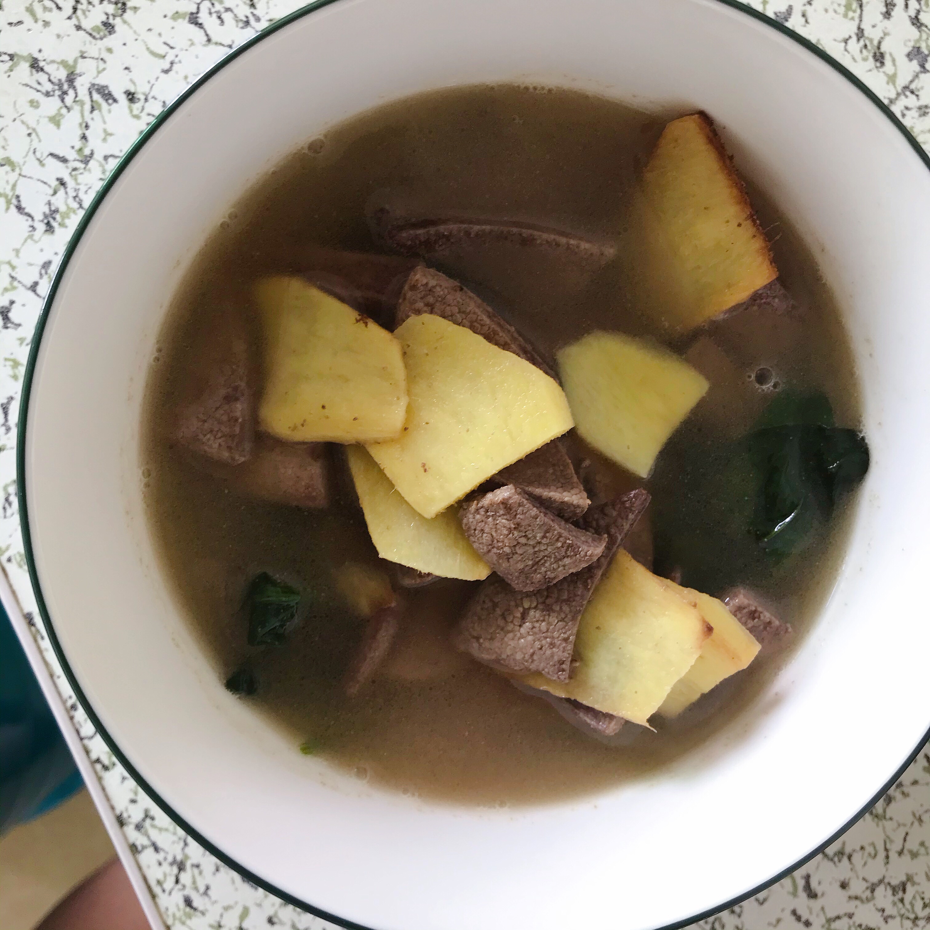 小月子餐：菠菜猪肝汤的做法