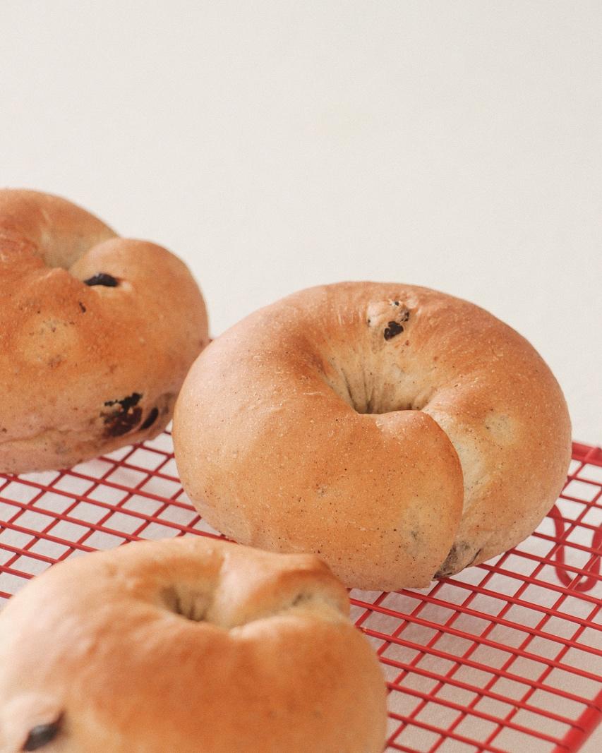 葡萄干肉桂贝果